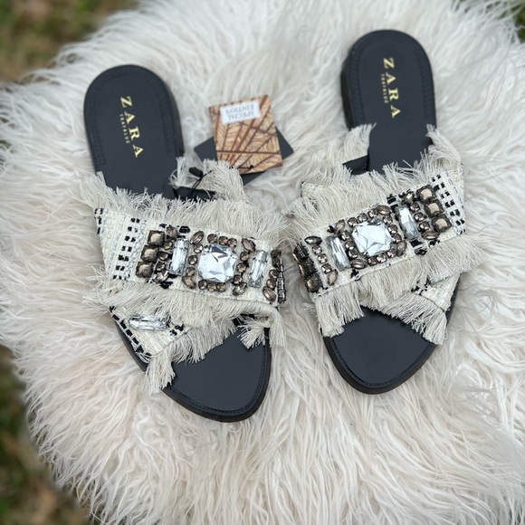 NWT Zara Sandals Size 8